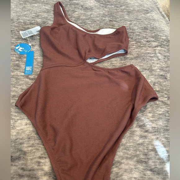 NWT Cupshe Size Small Brown Textured Side cutout Swimsuit - Picture 7 of 7